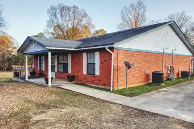 Image de Serene & Cozy Family-Friendly 2 Bedroom Cottage