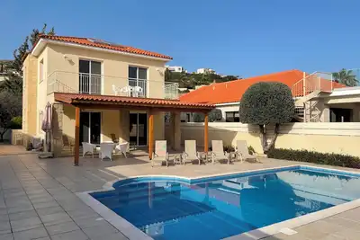 Image de Spacious Villa at the Mediterranean shore with large swimming pool