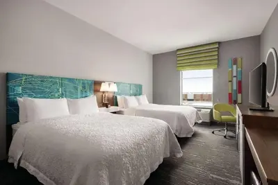 Image de Relaxing Brooklyn Park Getaway with Pool & Free Breakfast l 2 Comfortable Rooms