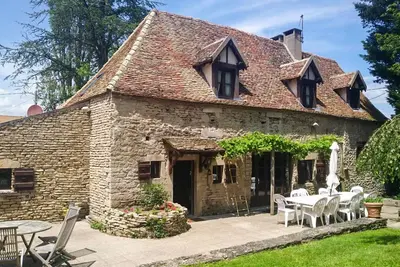 Image de Le Rosseau Cottage - Cinq Chambres Villa, Couchages 10