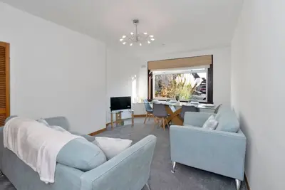 Image de Free Parking | Central | Sleeps 6 | 3 Bedrooms