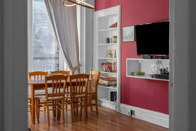 Image de Free Parking | City Centre | Sleeps 9 | 3 Bedrooms