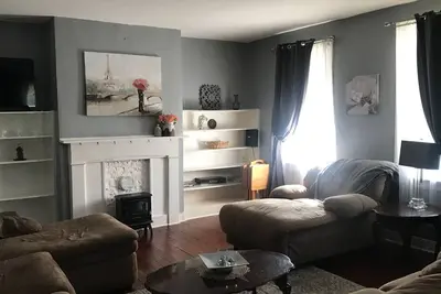 Image de Historic 1800s 2br Cottage in the Heart of Smyrna