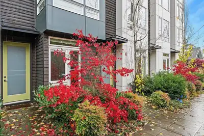 Image de Modern 3bd Townhome w/ Roof Top Deck by Downtown