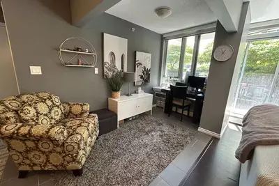 Image de 1br-Sleeps 4 | Huge Patio | Free Parking | Pool/Hot Tub/Sauna