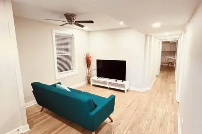 Image de Fully Furnished 3 Bed, 1 Bath Unit Medical District Tri-Taylor, Chicago