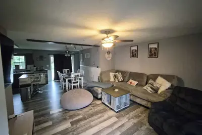 Image de Spacious 4-bedroom house in Lexington and close to many area attractions.