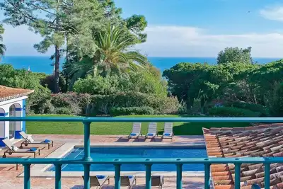 Image de Sunny, Happy and Full of Algarve Charm!