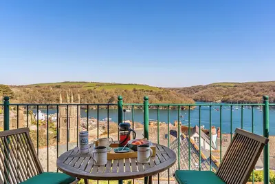 Image de 3 chambres à coucher à Fowey