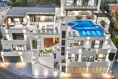 Image de New Luxury Estate, January Deals, Sleeps 26, Panoramic Views, Celebration Room