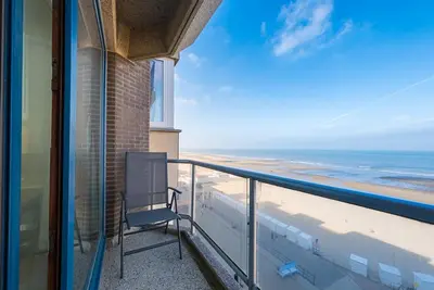 Image de Appartement au 6? étage avec vue sur la mer