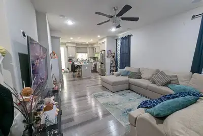 Image de Spacious 4-bedroom house in charming Newark with Ac