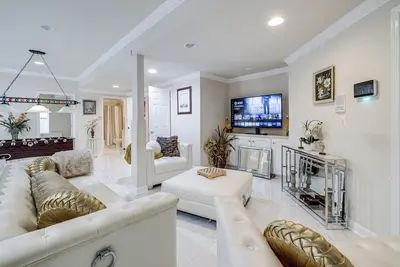 Image de Family-Friendly Home w/ Foosball in Silver Spring!