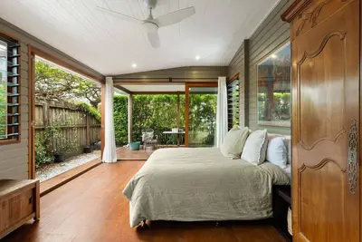 Image de Mullum Cottage 10 minutes from beaches