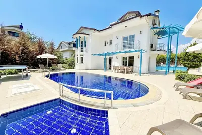 Image de Villa Fergana - Six Chambres Villa, Couchages 12