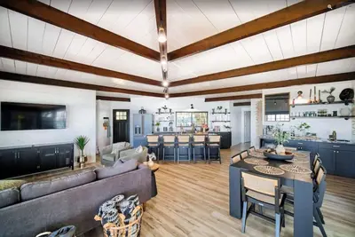 Image de TreeTops of Lake Michigan, Beach Front and Spa