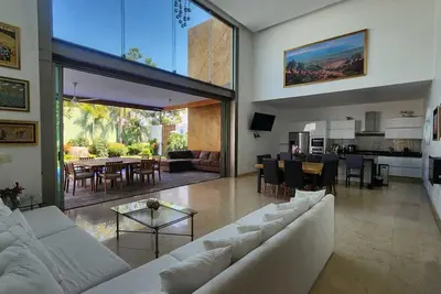 Image de \"La Roca\" Beautiful house in gated community with private pool in Cuernavaca