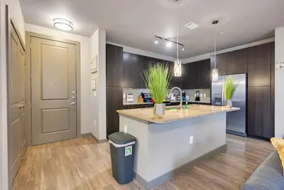 Image de Amazing Location! - Medical Center - Free Parking - Central Heating/ A/C