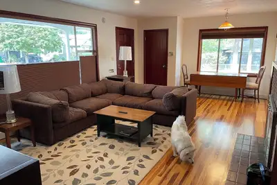 Image de Cozy 2-bedroom cottage near McMenamins Kennedy School in Lovely Neighborhood