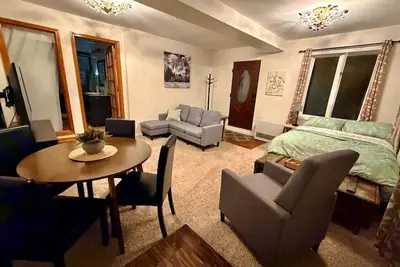 Image de Birch Hollow on the Creek