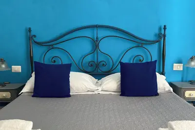 Image de Cozy central rooming house Bari near station, center and waterfront