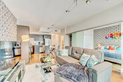 Image de Stunning 2br Urban Retreat - Walk to Stampede Park
