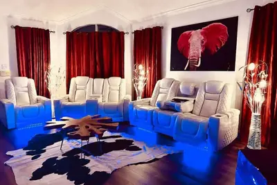 Image de Palazzo Luxe Paradise w/Ps5 Pool Spa |Sleeps 16+