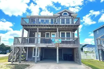 Image de 4Bedroom Family-Friendly ; 2 King Suites ; Walk to Beach & Pets welcome!