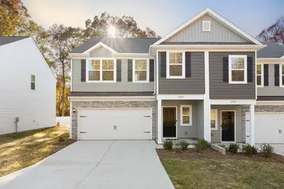 Image de Charlotte 4br Retreat w/ Cozy Backyard & Fire Pit!