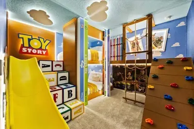 Image de Windsor Cay 219 - Huit Chambres Villa, Couchages 21