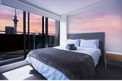 Image de Skytower View city urban life Famliy sized condo with balcony