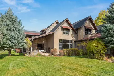 Image de Spacious 5-bedroom townhome in peaceful Carbondale with Ac
