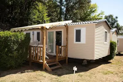 Image de Mobil-home | Classic | 2 Ch. | 4 pers. | Terrasse surélevée