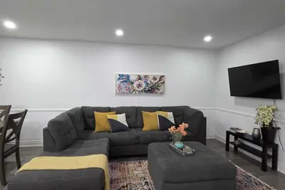 Image de Elegant and Cozy 3 Bedrooms in Scarborough