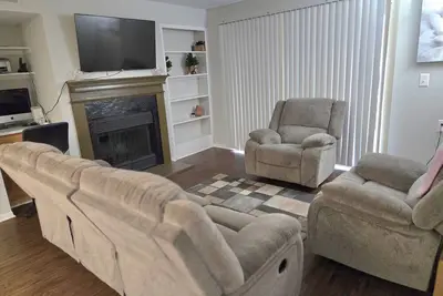 Image de 2-bed apartment, heart of Rio, Gaithersburg! Near 1-270, commuter convenient.