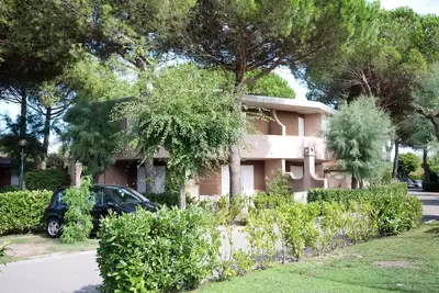 Image de Bel appartement avec piscine, climatisation, Wifi, Tv, terrasse et animaux admis