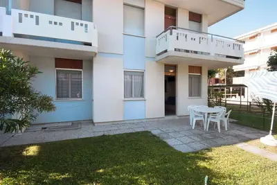 Image de Bel appartement pour 6 personnes avec climatisation, Tv, terrasse et animaux admis