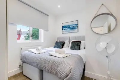 Image de West Hendon Apartment Near Station with Parking 03