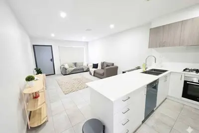 Image de Élégant appartement de 2 chambres près de l'Université de Cincinnati et du centre commercial Belconnen