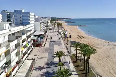 Image de Quarteira Central 3 by Homing