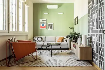 Image de Two Apartments Combined into One Space; 8 people