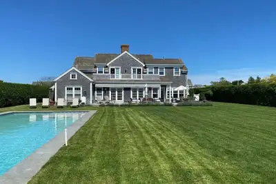 Spacious, bright Sconset home (4 bedroom)