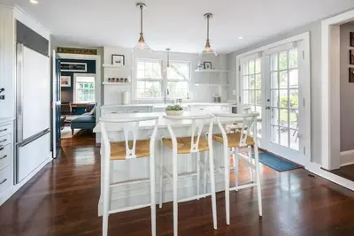 Upper Main st historic Nantucket home