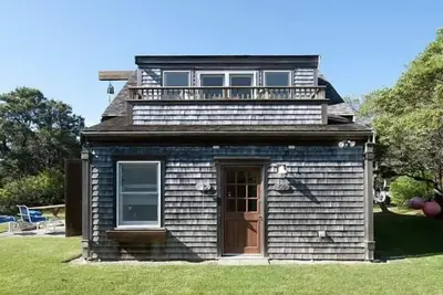 Image de 58a Pochick Avenue - Trois Chambres Maison, Couchages 7