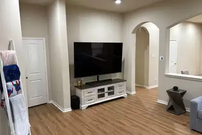 Image de Good Times Getaway! Perfect 4-bedroom house in charming Manvel.