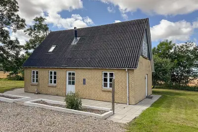 Image de Maison confortable de 3 chambres à Vrå