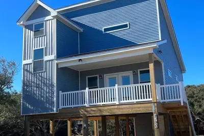 Image de Perfect 3-bedroom house on 4x4 carova beach. 4x4 advised. Pets okay with a fee.