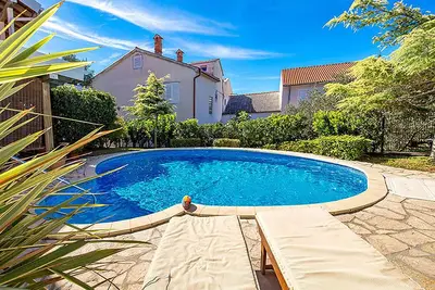 Image de Charmant appartement 1 chambre à Banjol