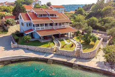 Image de Bel appartement à Kampor