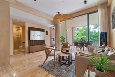 Image de Elegant Village | Art, Mini Golf & Pool | Casago